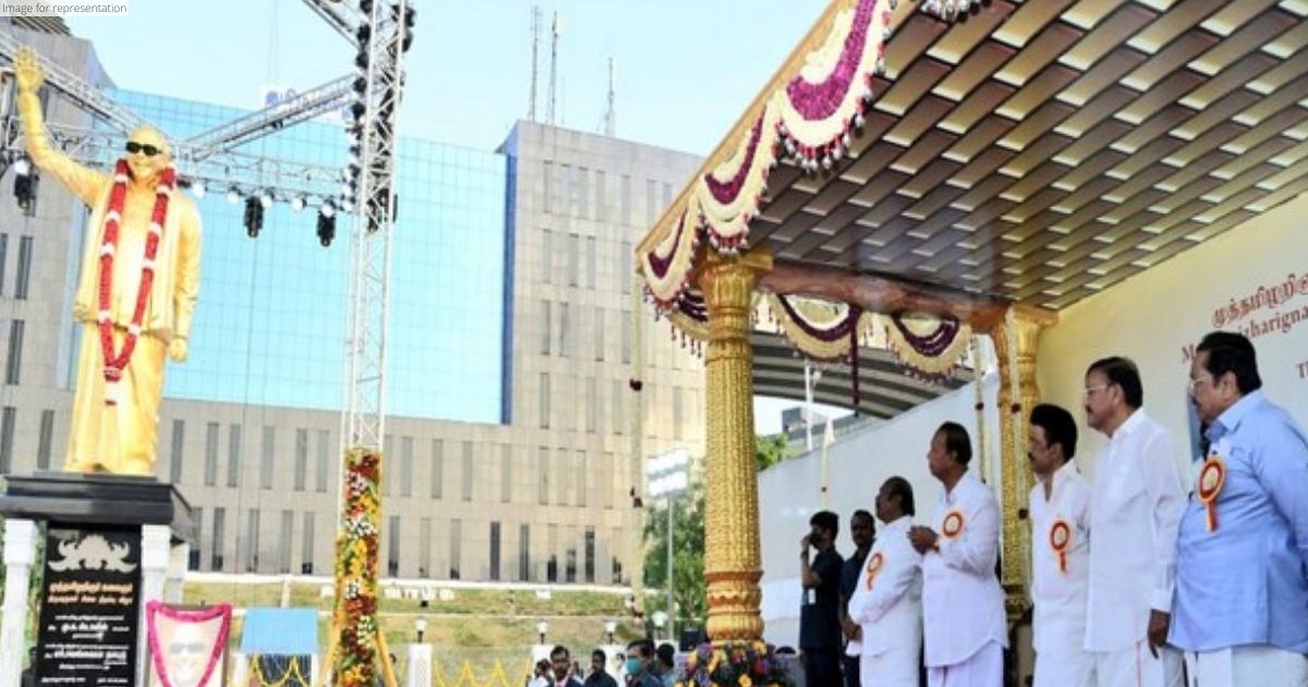Vice President unveils statue of former Tamil Nadu CM Karunanidhi, calls leader 'visionary'